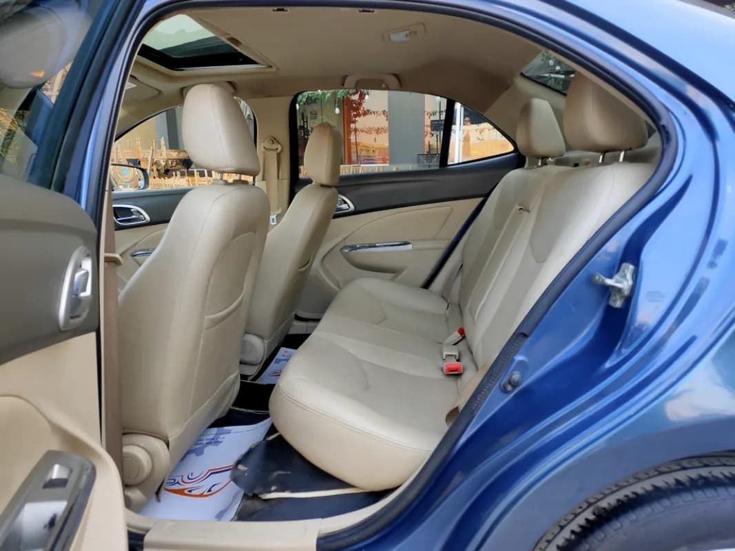 شيفروليه أوبترا 2021 ال تي أزرق غامق أوتوماتيك — مستعملة