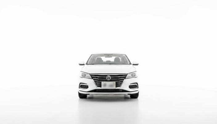 ام جي 5 2025 لاكشري أبيض أوتوماتيك — مستعملة