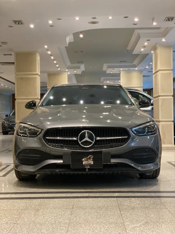 مرسيدس بنز C180 2022