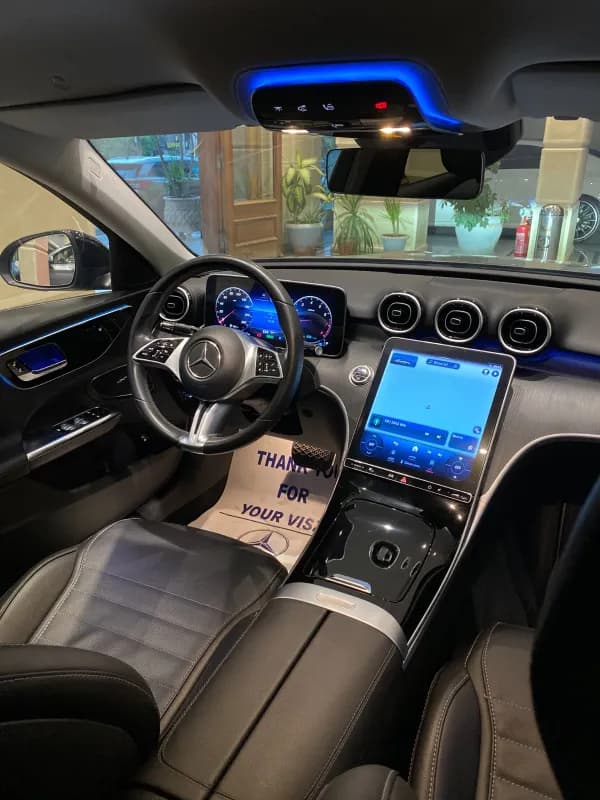 مرسيدس بنز C180 2022