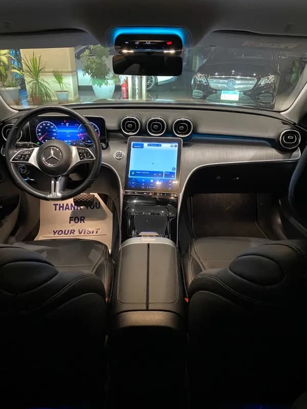 مرسيدس بنز C180 2022