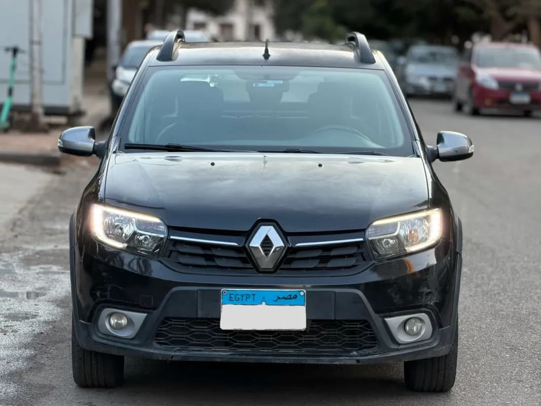 Renault Sandero Stepway 2019 Black Automatic — Used