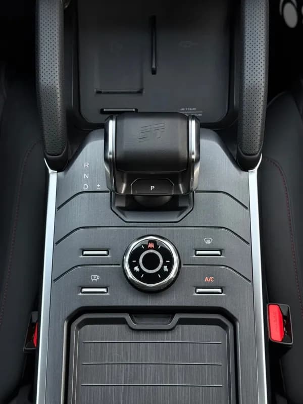 Jetour T2 2026 Luxury Black Automatic — Used