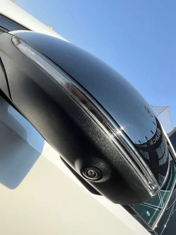 مرسيدس بنز C180 2025