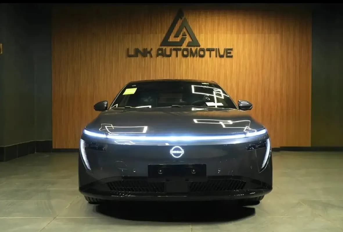 Nissan n7 2026 Max Gray Automatic — New