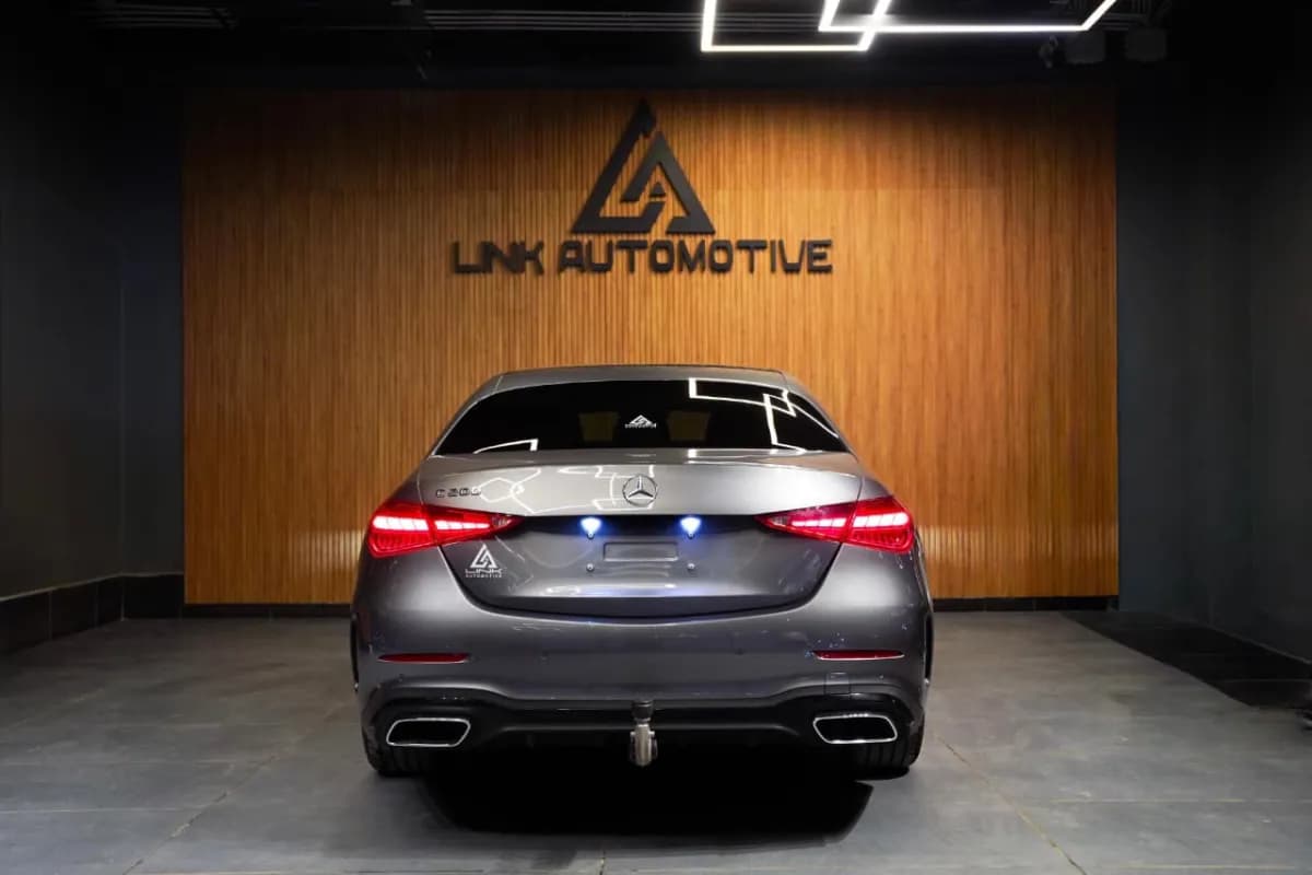 مرسيدس بنز C200 2026