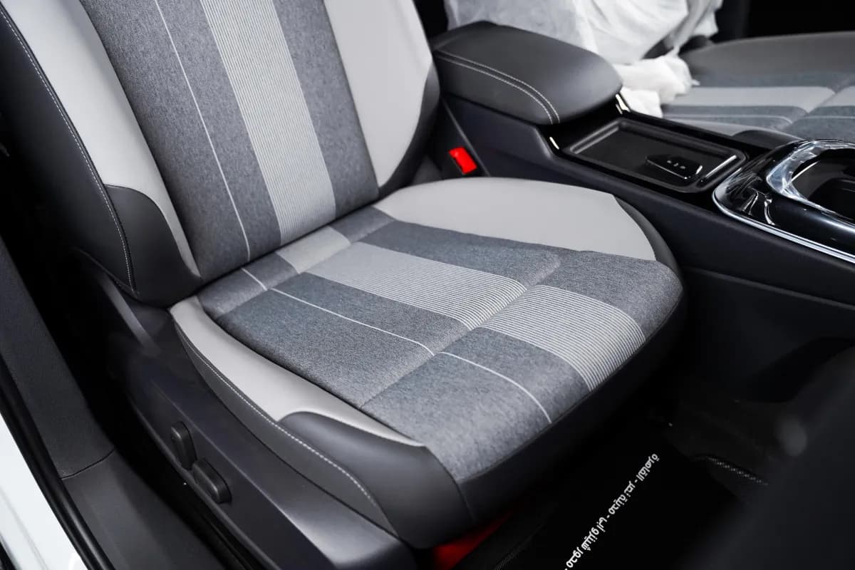 فولكس فاجن اي دي 4 2025