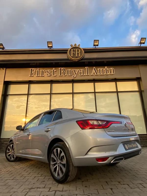 رينو ميجان 2026