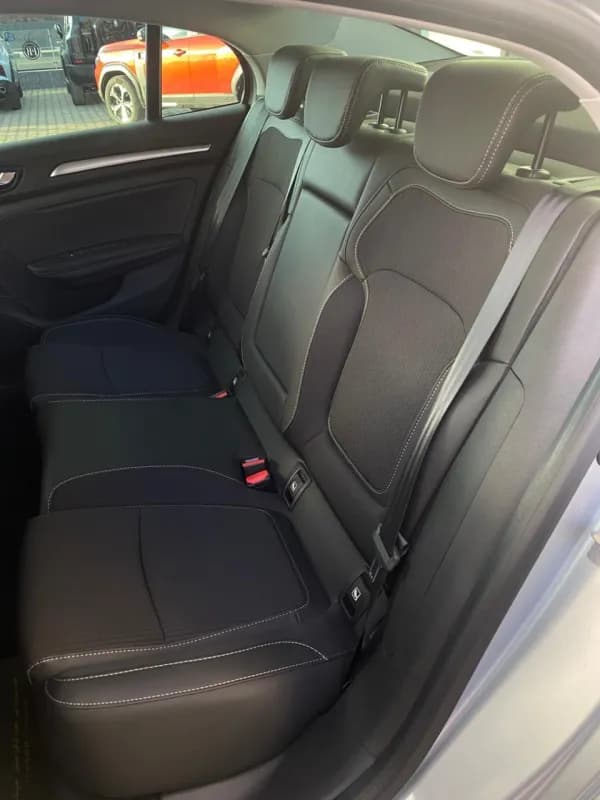 Renault Megane 2026 Signature SR Silver Automatic — New