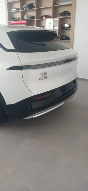 زيكر اكس 7 2025