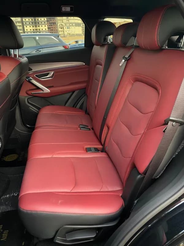 Jetour X70 PLUS 2026 Luxury Black Automatic — New