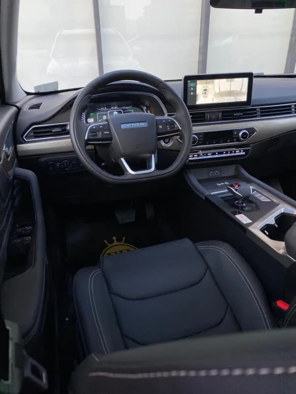 جيتور اكس 70 2026 لكشري أبيض أوتوماتيك — جديدة