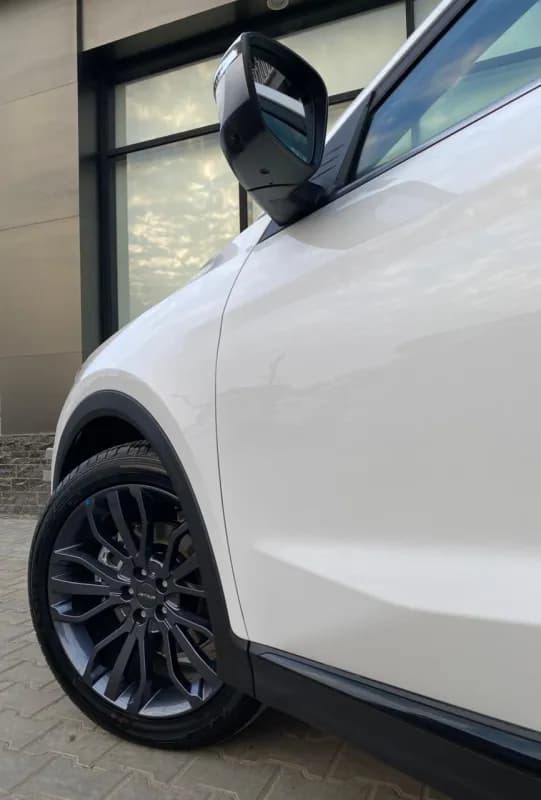 جيتور اكس 70 2026 لكشري أبيض أوتوماتيك — جديدة