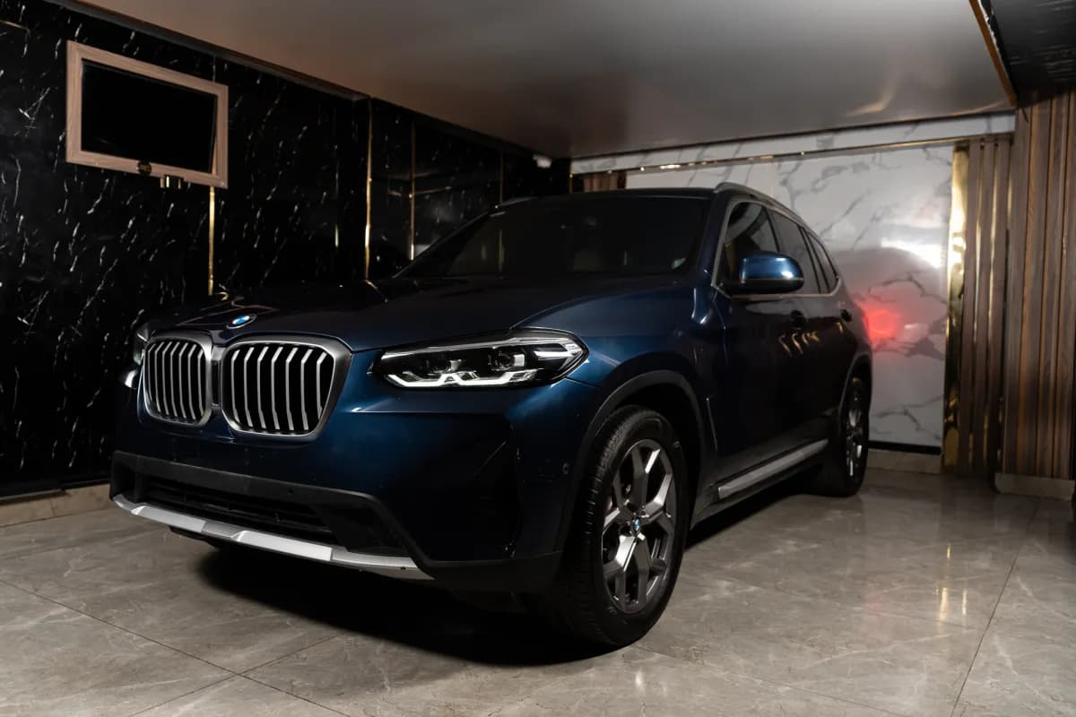 بي ام دبليو X3 2024 اكس درايف أزرق أوتوماتيك — مستعملة