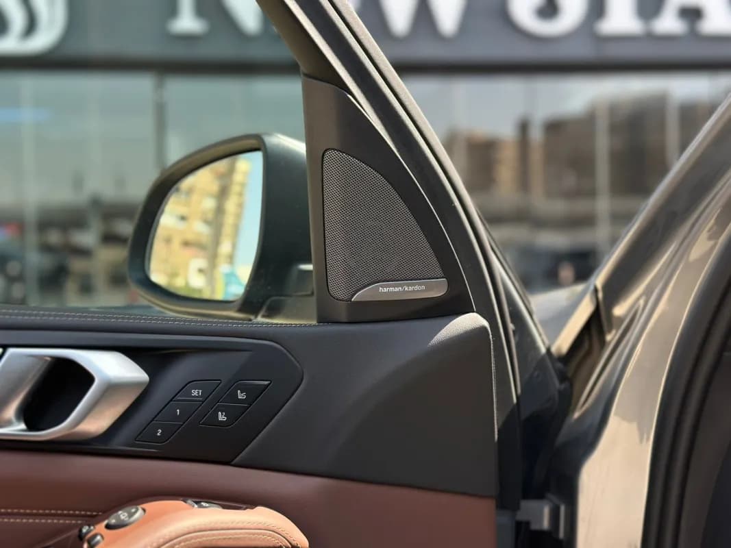 بي ام دبليو X5 2025 بيز لاين فضي أوتوماتيك — مستعملة