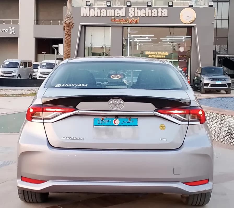 تويوتا كورولا 2021 اكتيف فضي أوتوماتيك — مستعملة