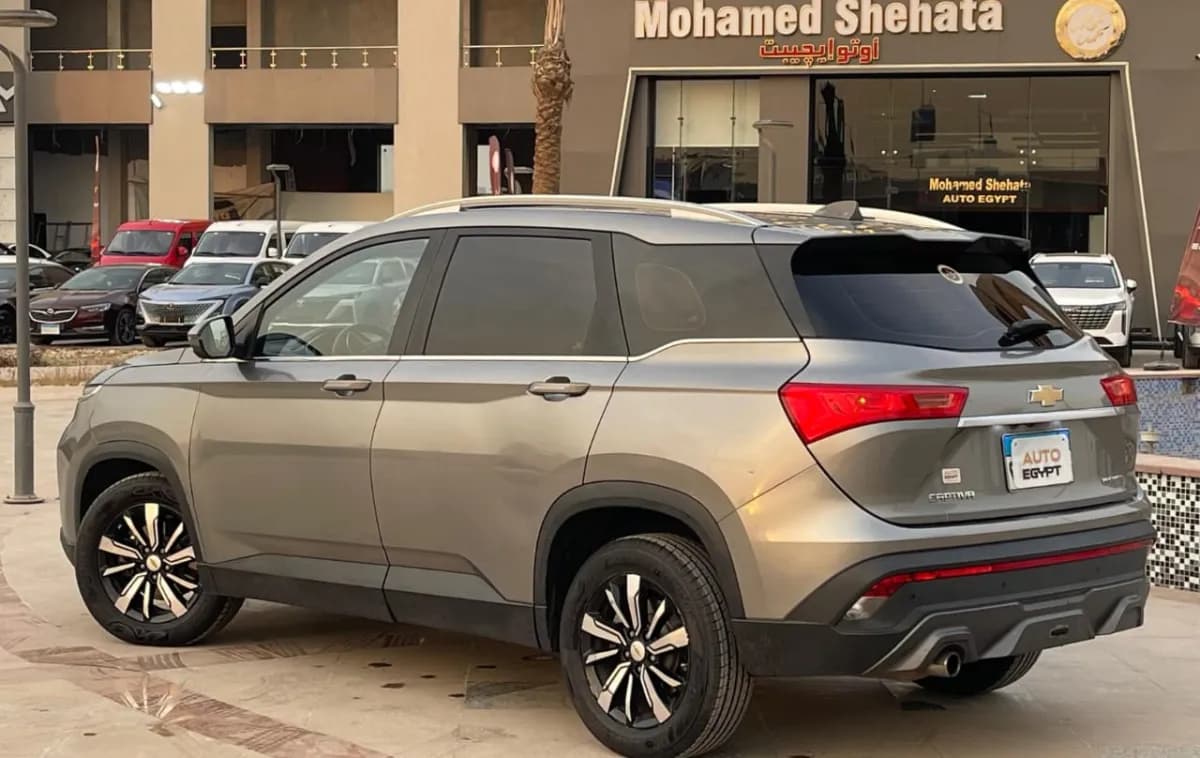 Chevrolet Captiva 2020 Premier Silver Automatic — Used