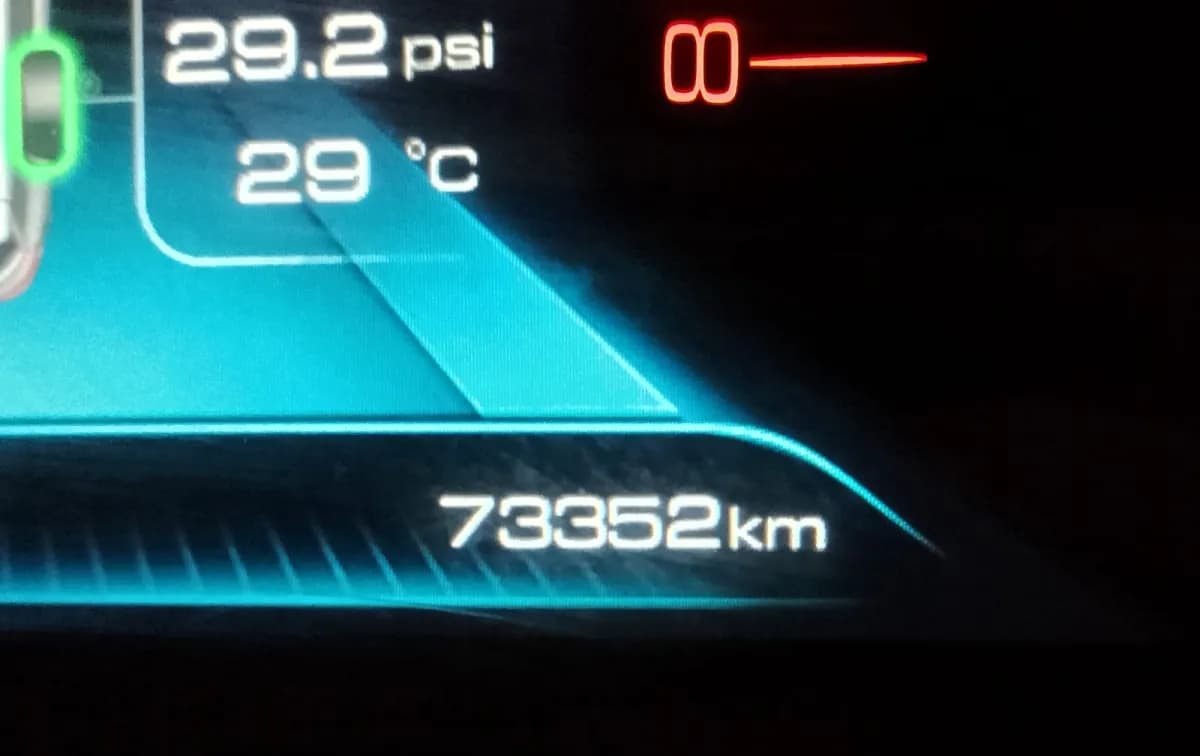 Chevrolet Captiva 2020 Premier Silver Automatic — Used