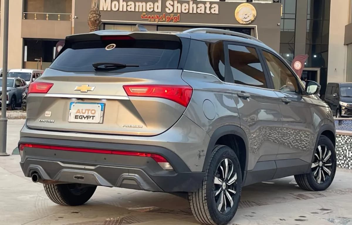Chevrolet Captiva 2020 Premier Silver Automatic — Used