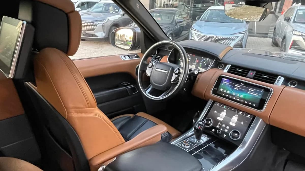 Range Rover Sport 2021 Gray Automatic — Used