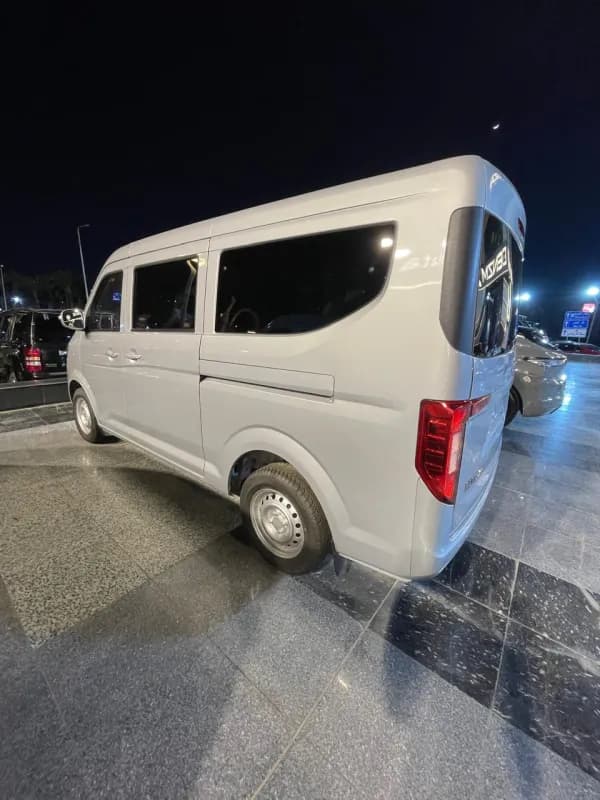 كي واي سي في 3 2026 بيزيك أبيض مانيوال — جديدة