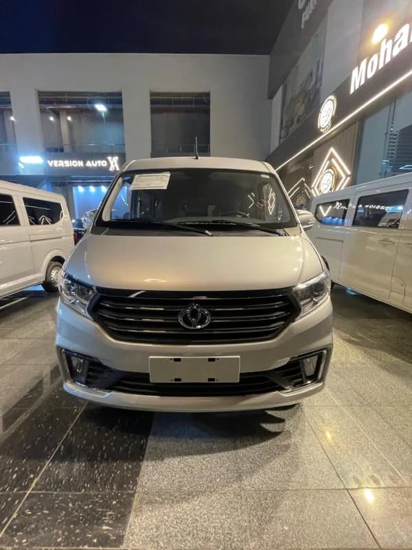 كي واي سي في 3 2026 بيزيك فضي مانيوال — جديدة