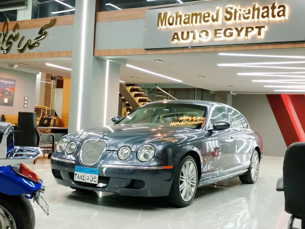 جاكوار اكس جا 2009 اس تايب رمادي أوتوماتيك — مستعملة