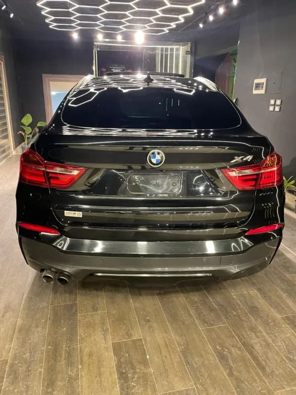 بي ام دبليو X4 2016 ام سبورت أسود أوتوماتيك — مستعملة