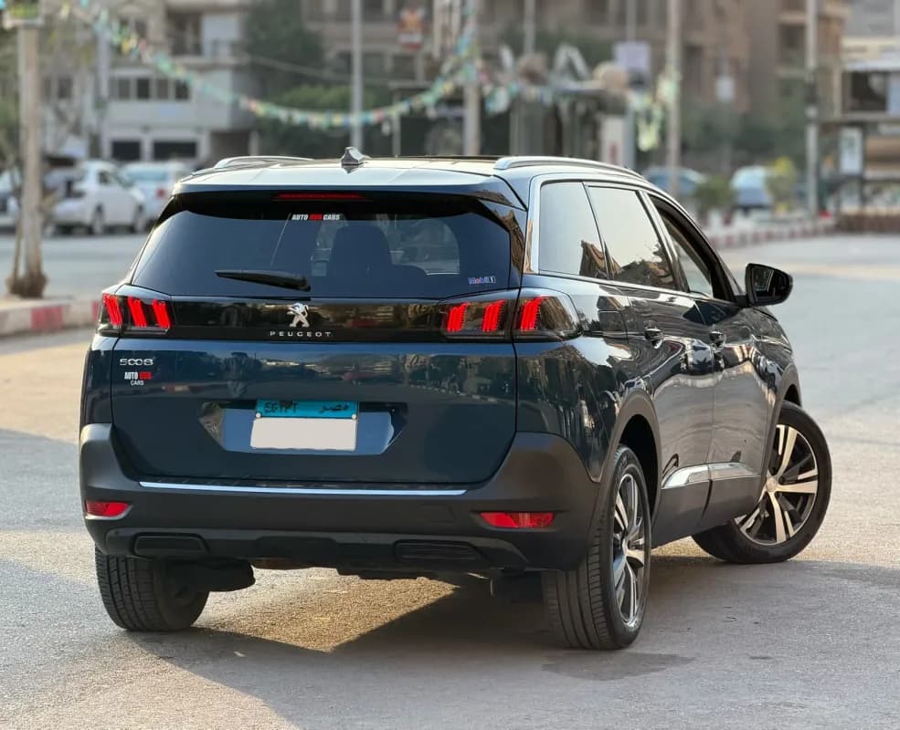 بيجو 5008 2022 الور باك نفطي أوتوماتيك — مستعملة