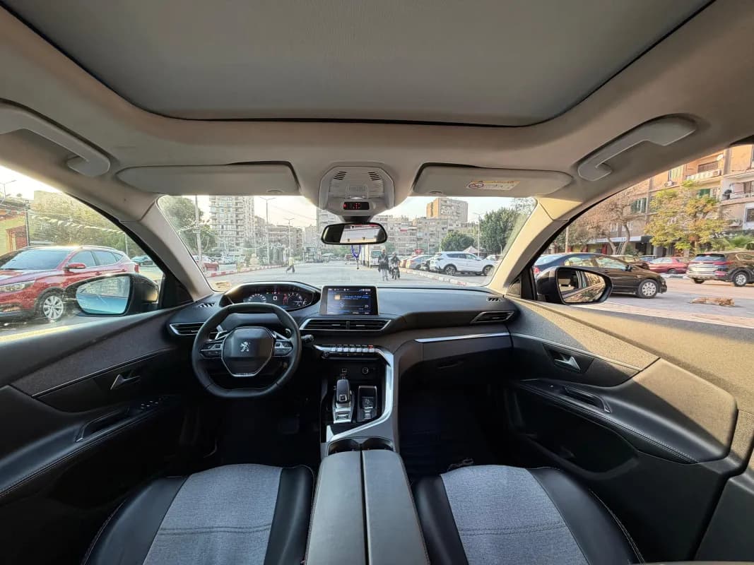 بيجو 5008 2022 الور باك نفطي أوتوماتيك — مستعملة