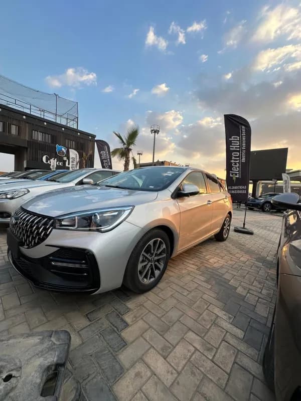 شيري 5 اريزو 2026 بيز لاين فضي أوتوماتيك — جديدة