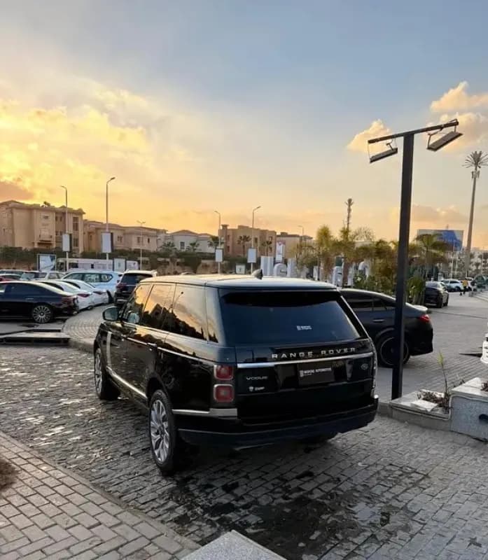 Land Rover Range Rover 2020 Luxury Black Automatic — Used