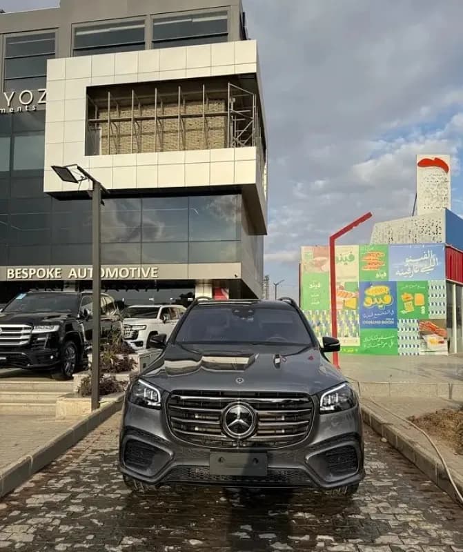مرسيدس بنز GLS 580 2024 ايه ام جي رمادي أوتوماتيك — مستعملة