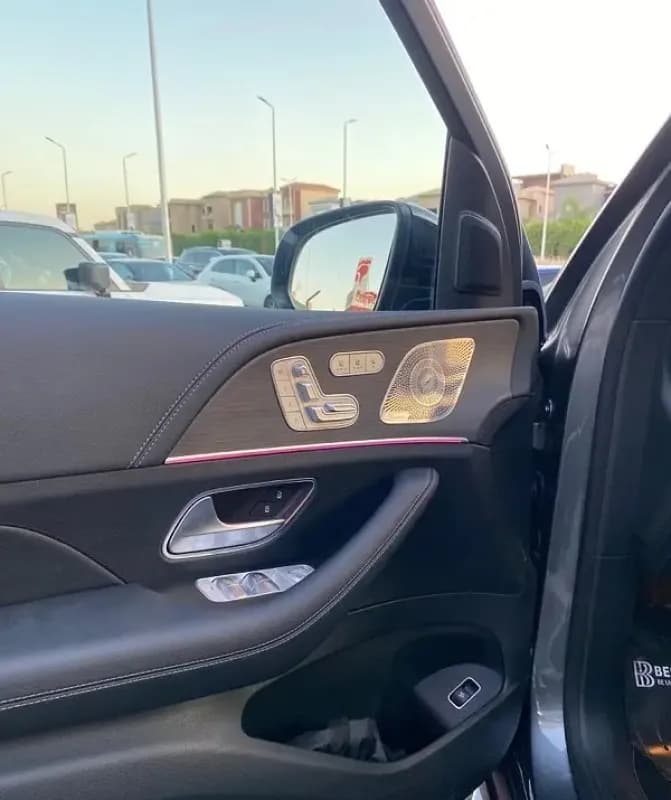 مرسيدس بنز GLS 580 2024 ايه ام جي رمادي أوتوماتيك — مستعملة