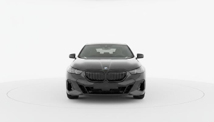 بي ام دبليو 520i 2026 ام سبورت أسود أوتوماتيك — جديدة