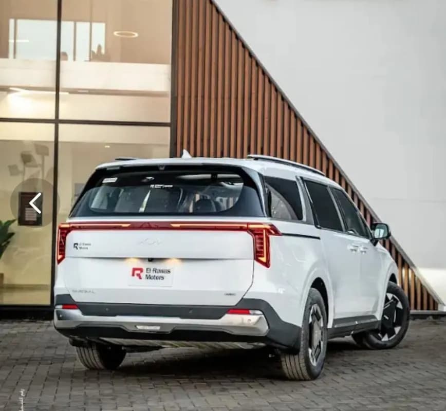 Kia Carnival 2025 Gravity White Automatic — New