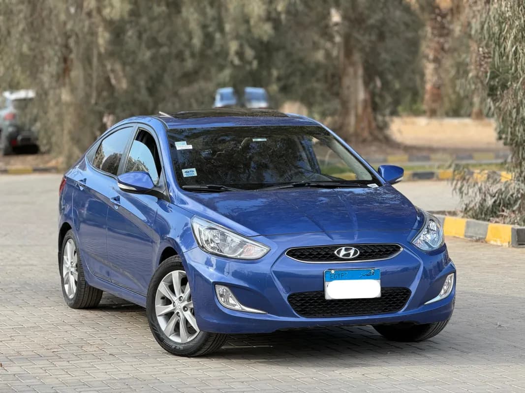 هيونداي اكسنت RB 2025 هاي لاين أزرق أوتوماتيك — مستعملة
