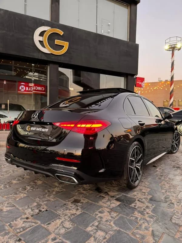 مرسيدس بنز C200 2026 ايه ام جي أسود أوتوماتيك — جديدة