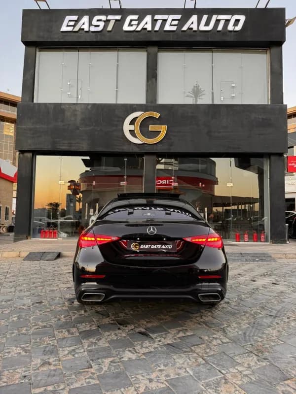 مرسيدس بنز C200 2026 ايه ام جي أسود أوتوماتيك — جديدة
