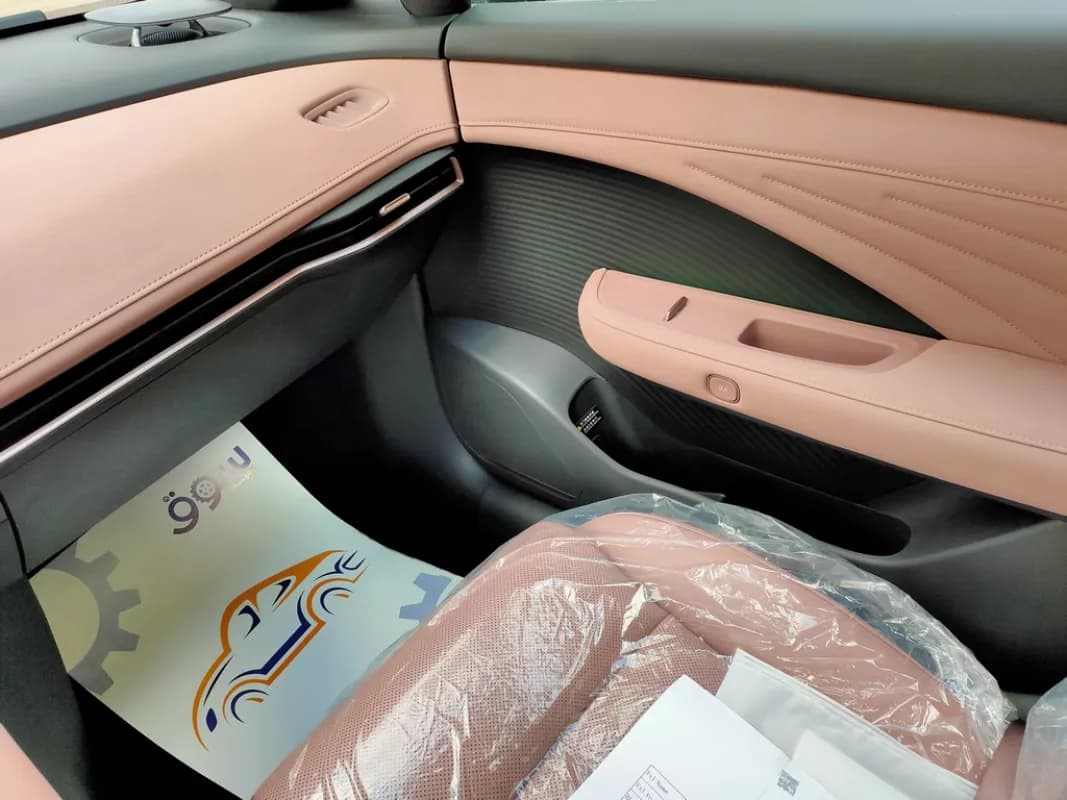 نيسان ان 7 2025 ماكس أسود أوتوماتيك — جديدة
