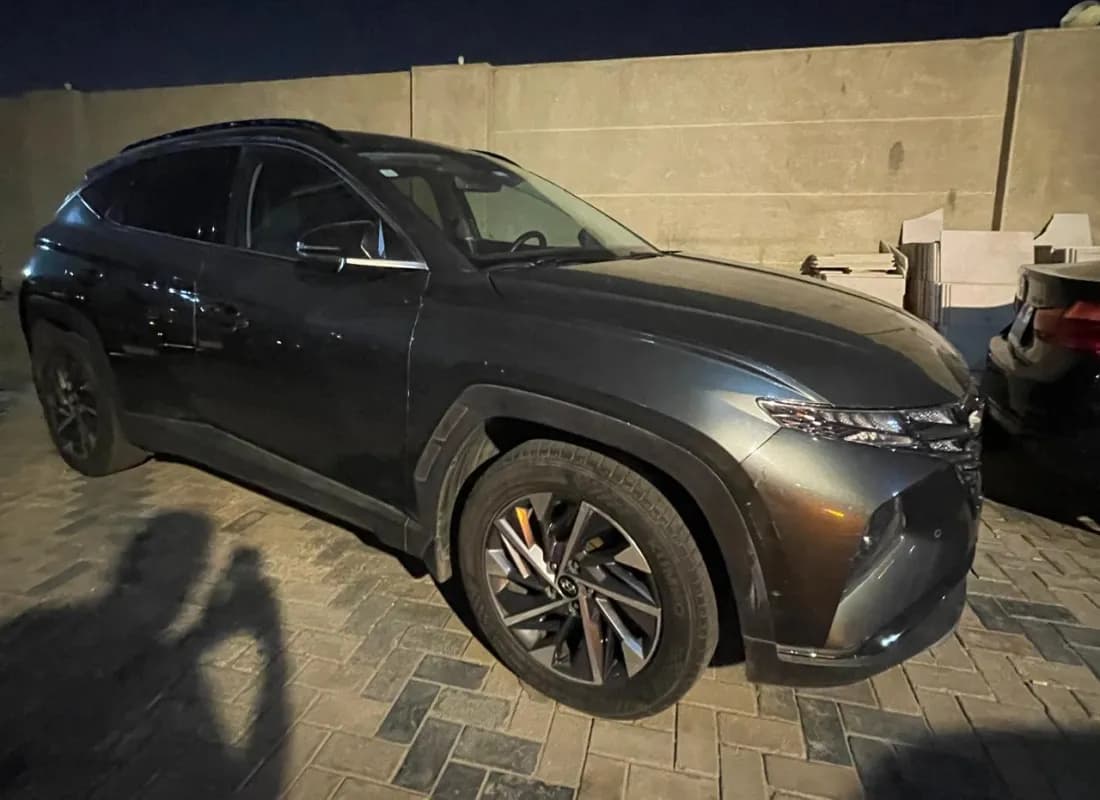 هيونداي توسان 2021 شادو رمادي أوتوماتيك — مستعملة