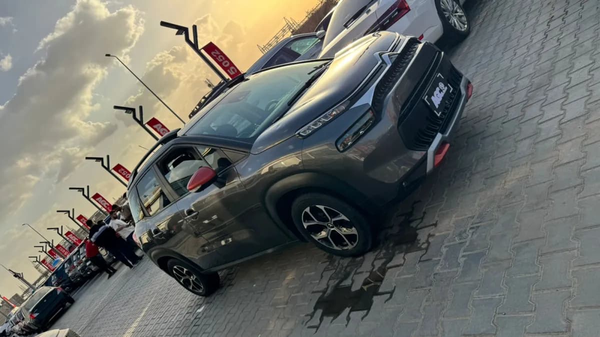 سيتروين C3 2022 شاين رمادي أوتوماتيك — مستعملة