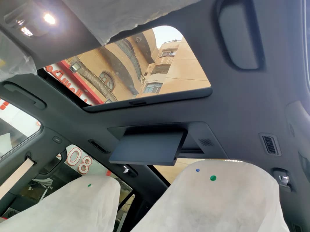 دونج فينج 008 2025 ريف أسود أوتوماتيك — جديدة