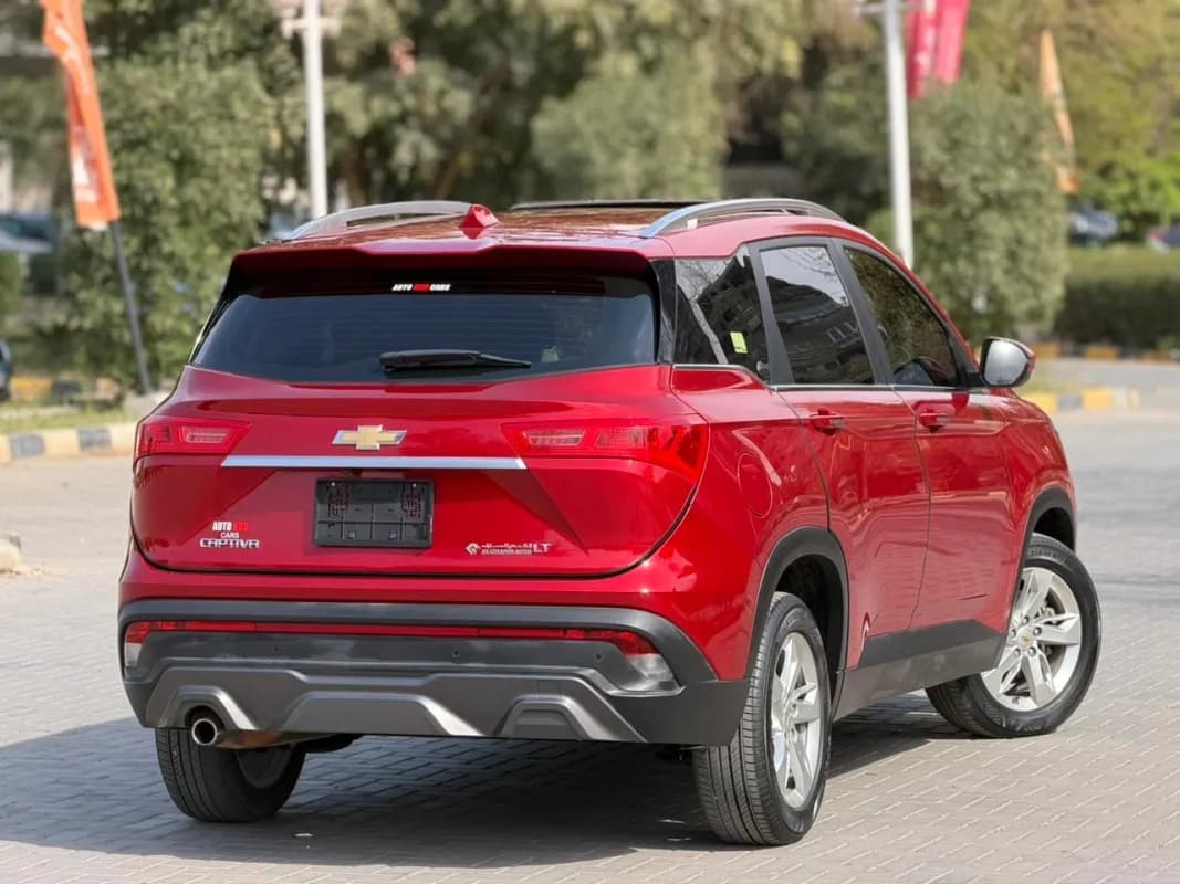 Chevrolet Captiva 2021 Premier Darkred Automatic — Used