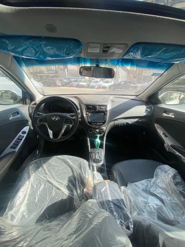 هيونداي اكسنت RB 2026 هاي لاين فضي أوتوماتيك — جديدة