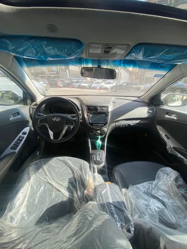 هيونداي اكسنت RB 2026 هاي لاين فضي أوتوماتيك — جديدة