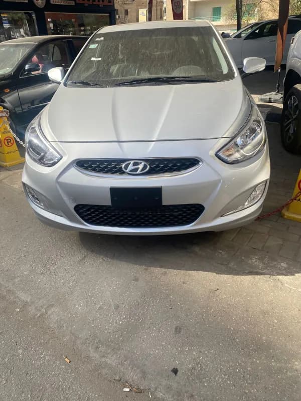 هيونداي اكسنت RB 2026 هاي لاين فضي أوتوماتيك — جديدة