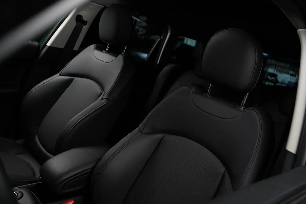 ميني كانتري مان 2024 اس -جا سي دابليو أخضر أوتوماتيك — جديدة