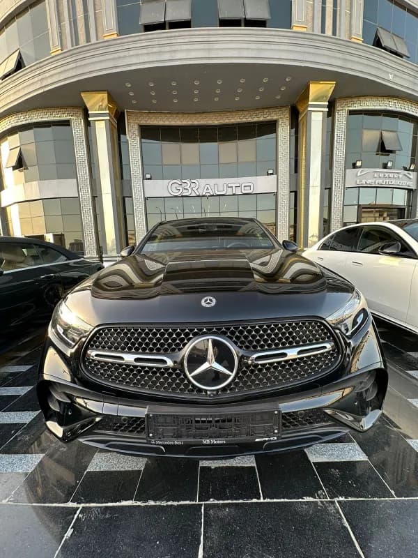 مرسيدس بنز GLC 300 2026 ايه ام جي أسود أوتوماتيك — جديدة