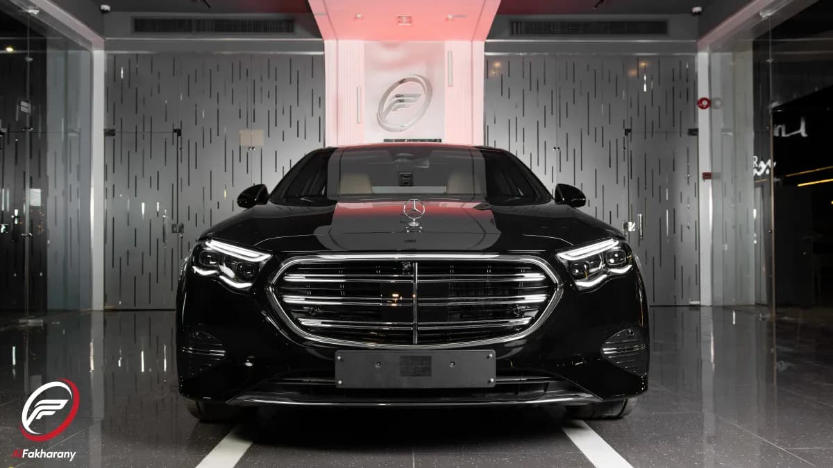 مرسيدس بنز E200 2026 اكسكلوسيف أسود أوتوماتيك — جديدة